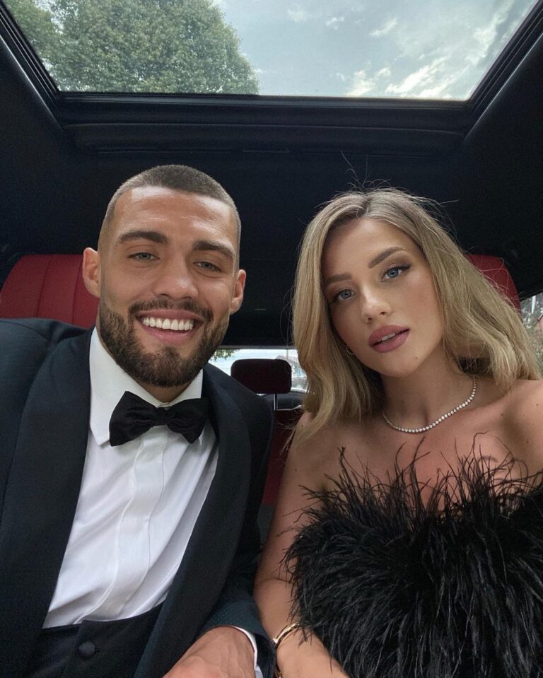 These Stunning Snaps of Mateo Kovacic Businesswoman Wife Izabel Will