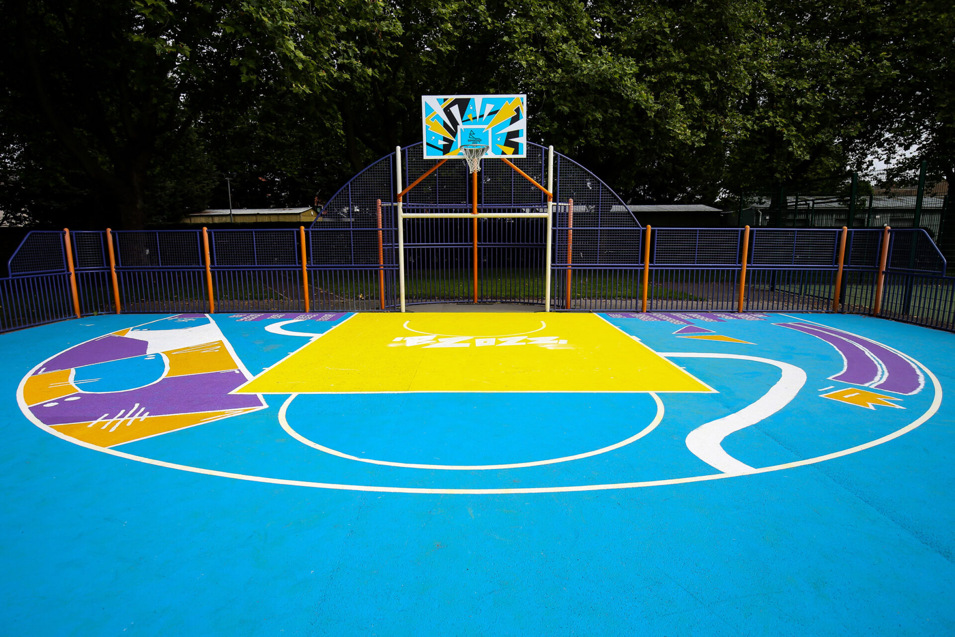 How to Make a Colorful and Personalized Sports & Basketball Court?