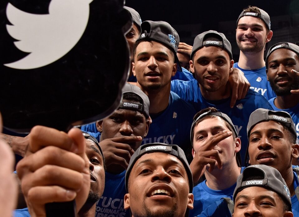 The Personality Profile of Sports Fans Has Them Wild About Social Media